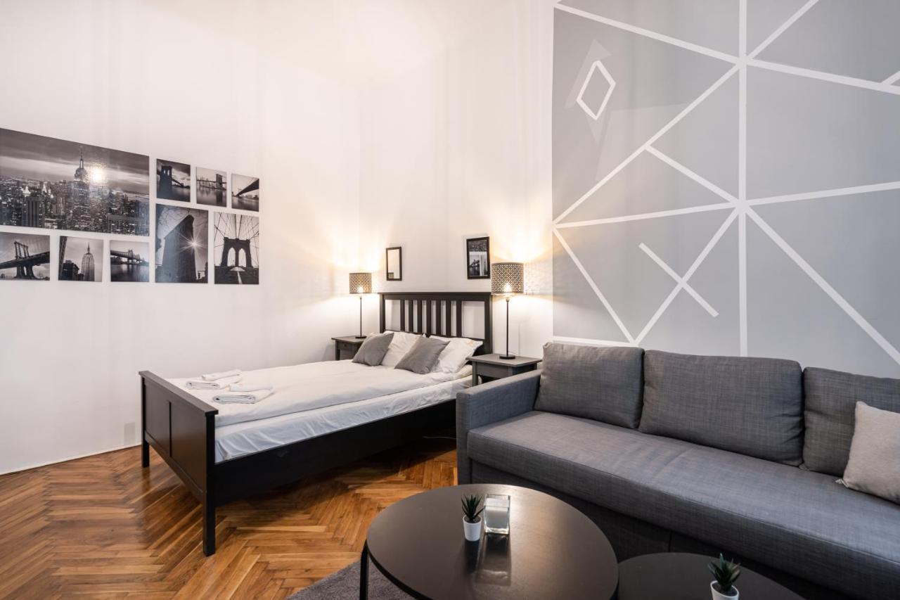 B8 - Grand Boulevard Cozy Apartment - Best Location By Bqa Budapest Ngoại thất bức ảnh