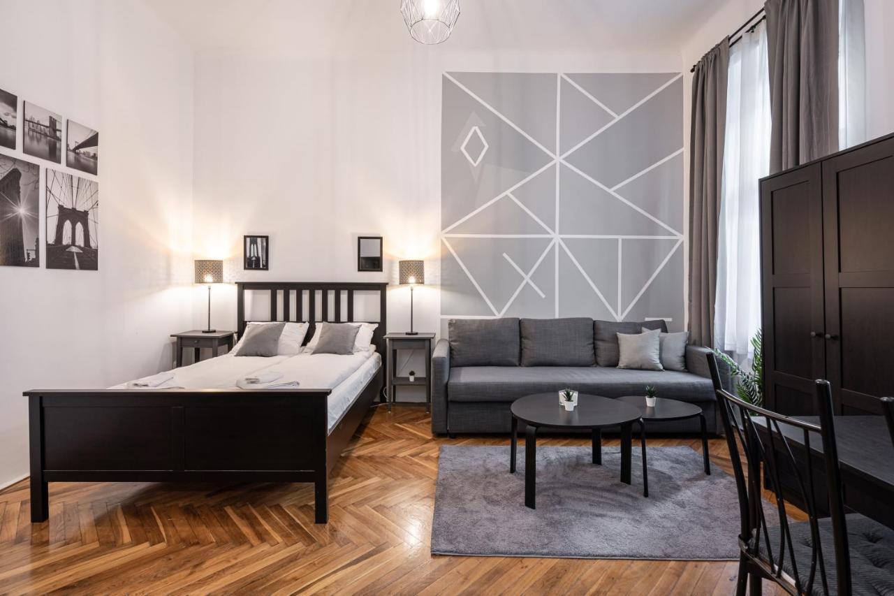 B8 - Grand Boulevard Cozy Apartment - Best Location By Bqa Budapest Ngoại thất bức ảnh