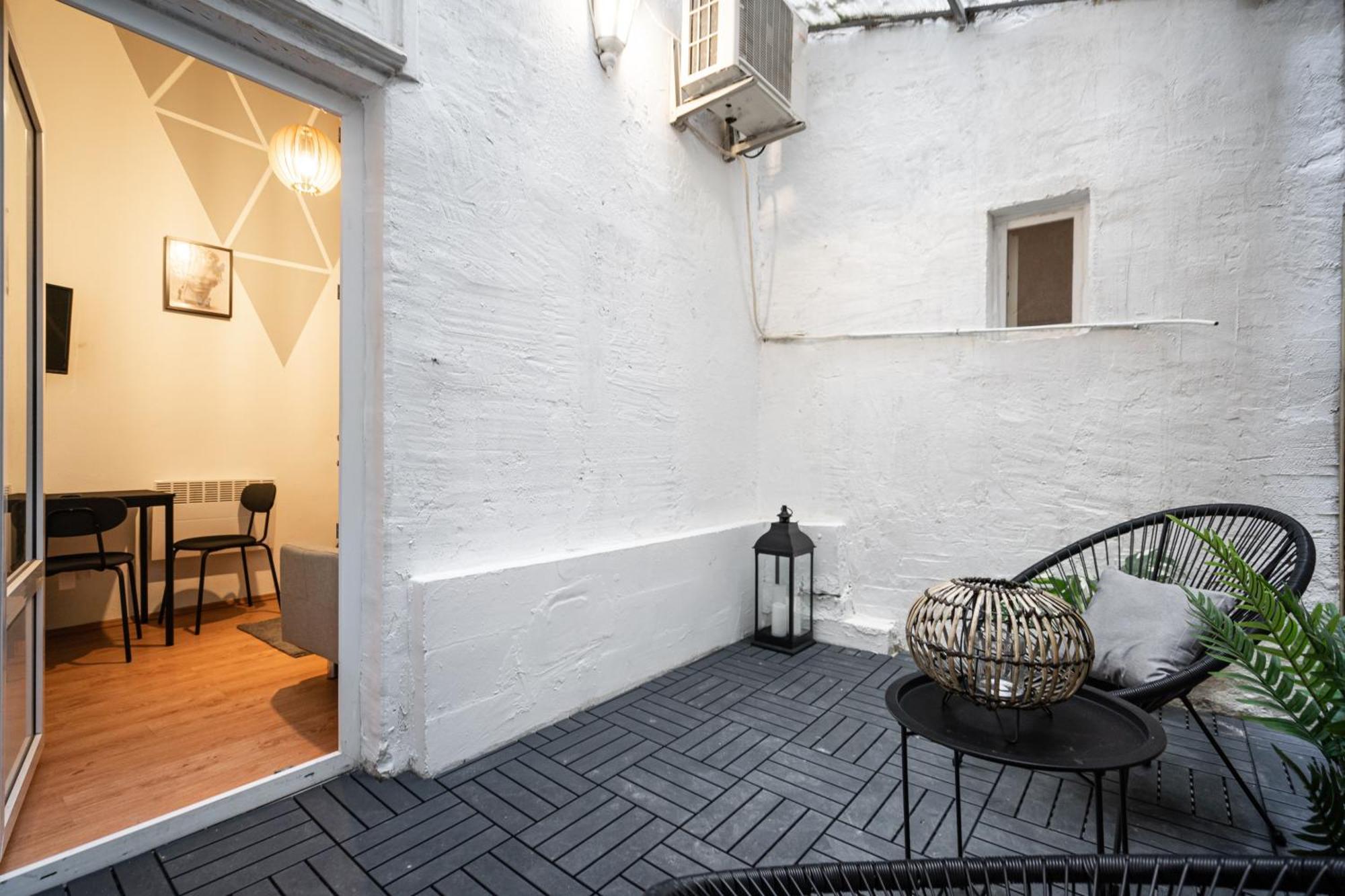 B8 - Grand Boulevard Cozy Apartment - Best Location By Bqa Budapest Ngoại thất bức ảnh